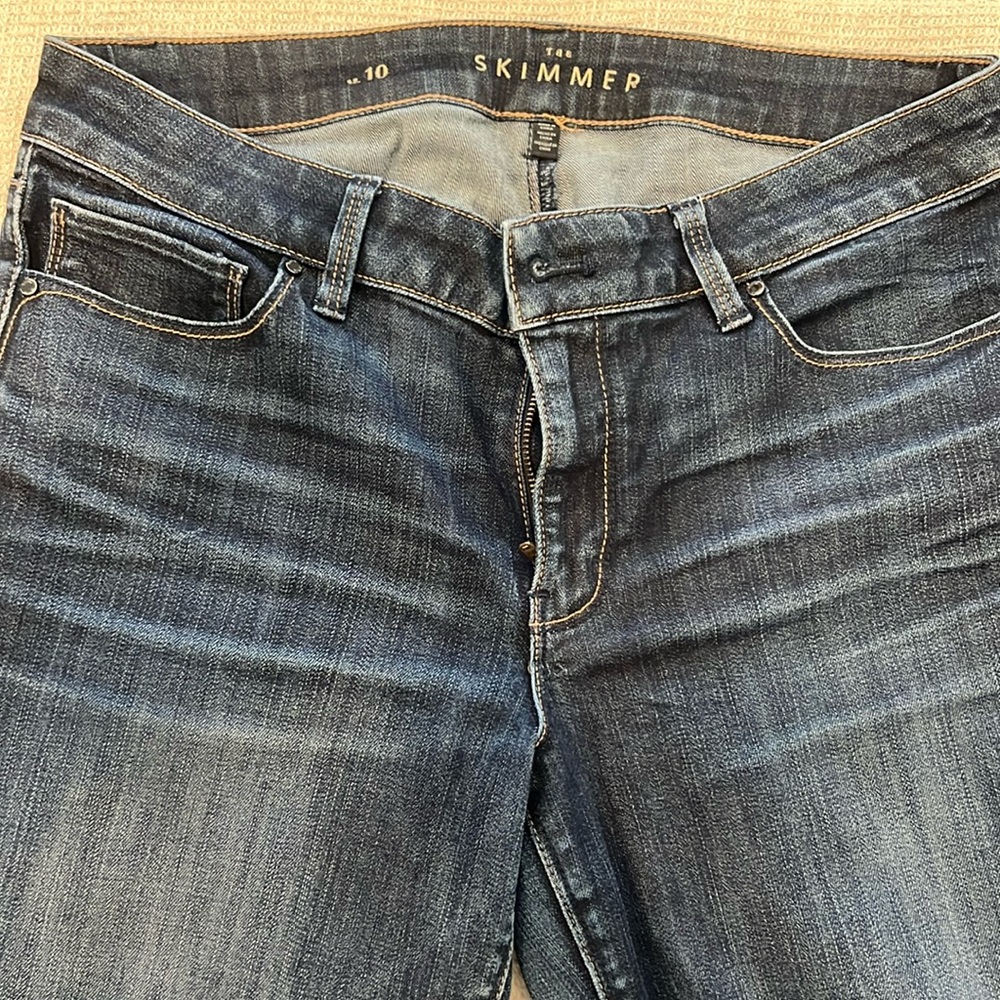 White House Black Market deal wash distressed jeans